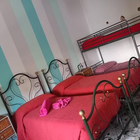 B&B Delle Arti เครมา ภายนอก รูปภาพ
