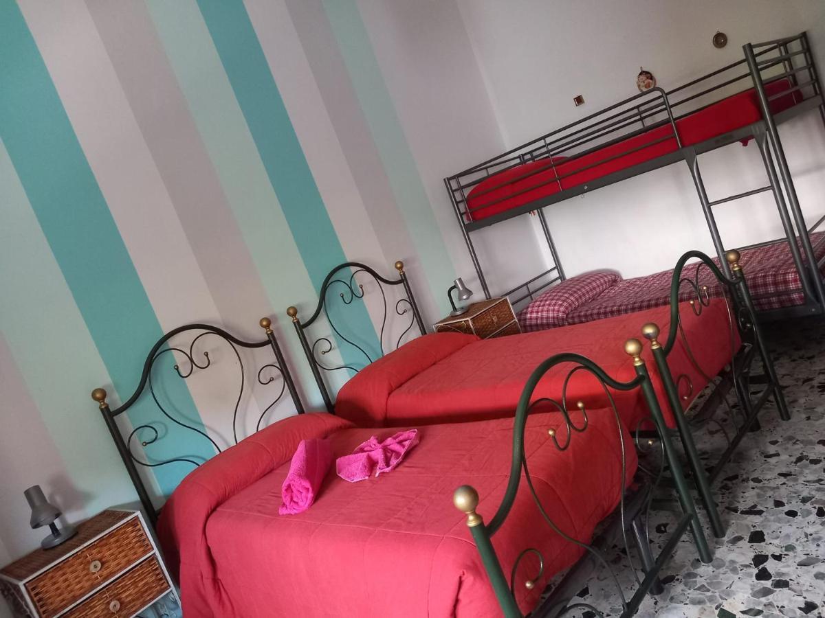 B&B Delle Arti เครมา ภายนอก รูปภาพ